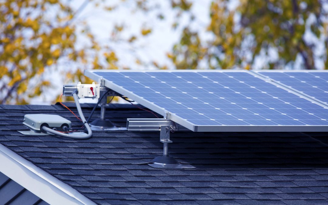 DIY vs. Professional Solar Panel Installation - Cedar Creek Energy