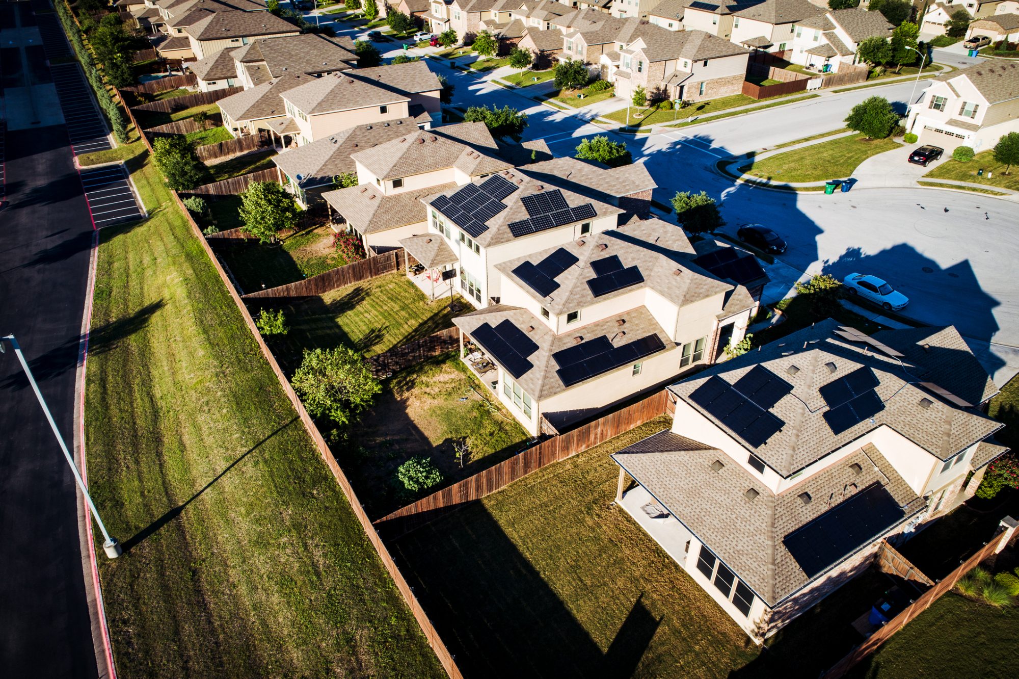 Can You Go Solar If You Live in a Homeowners Association?