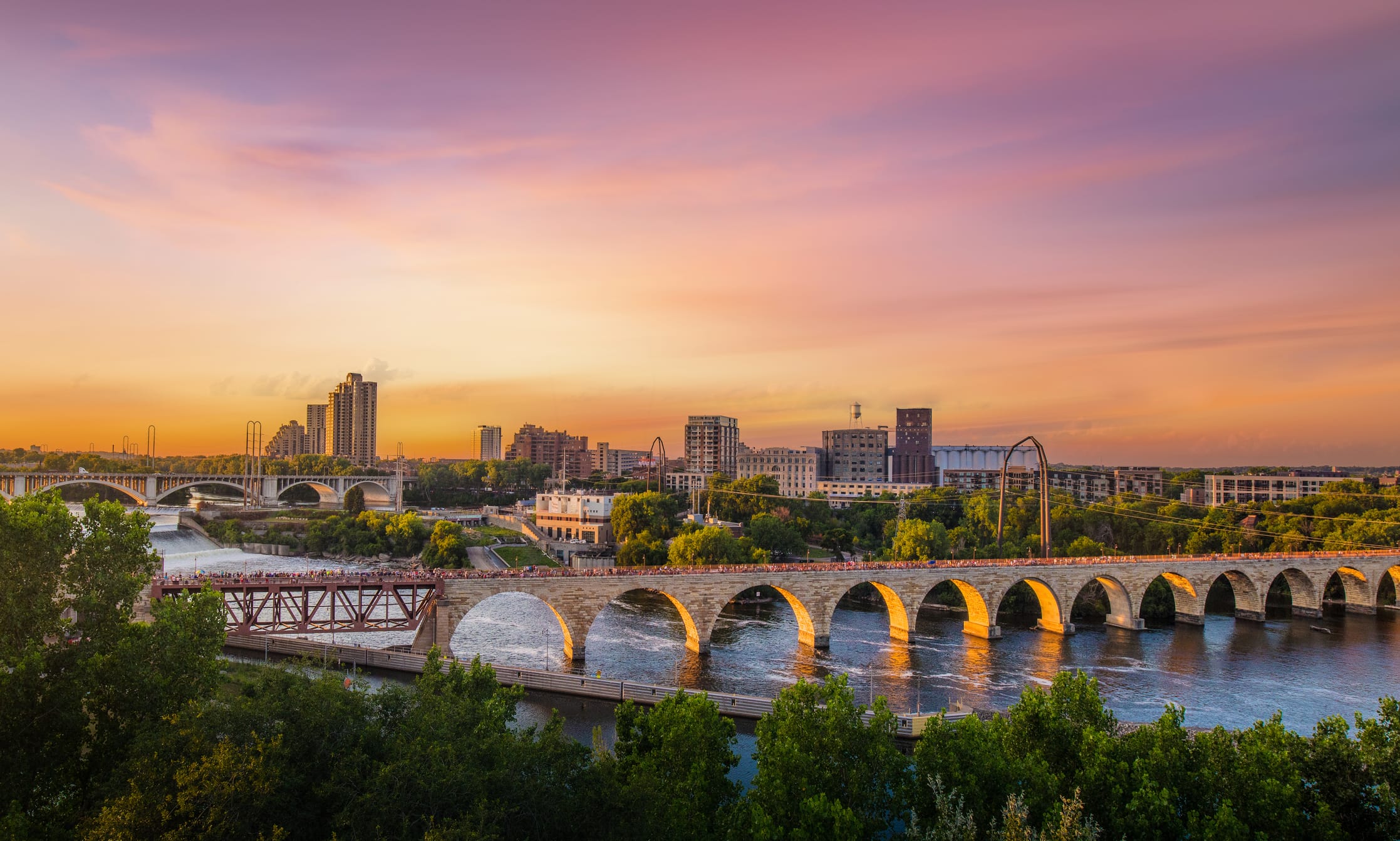 What To Know About Going Solar In The Twin Cities - CEDAR CREEK ENERG