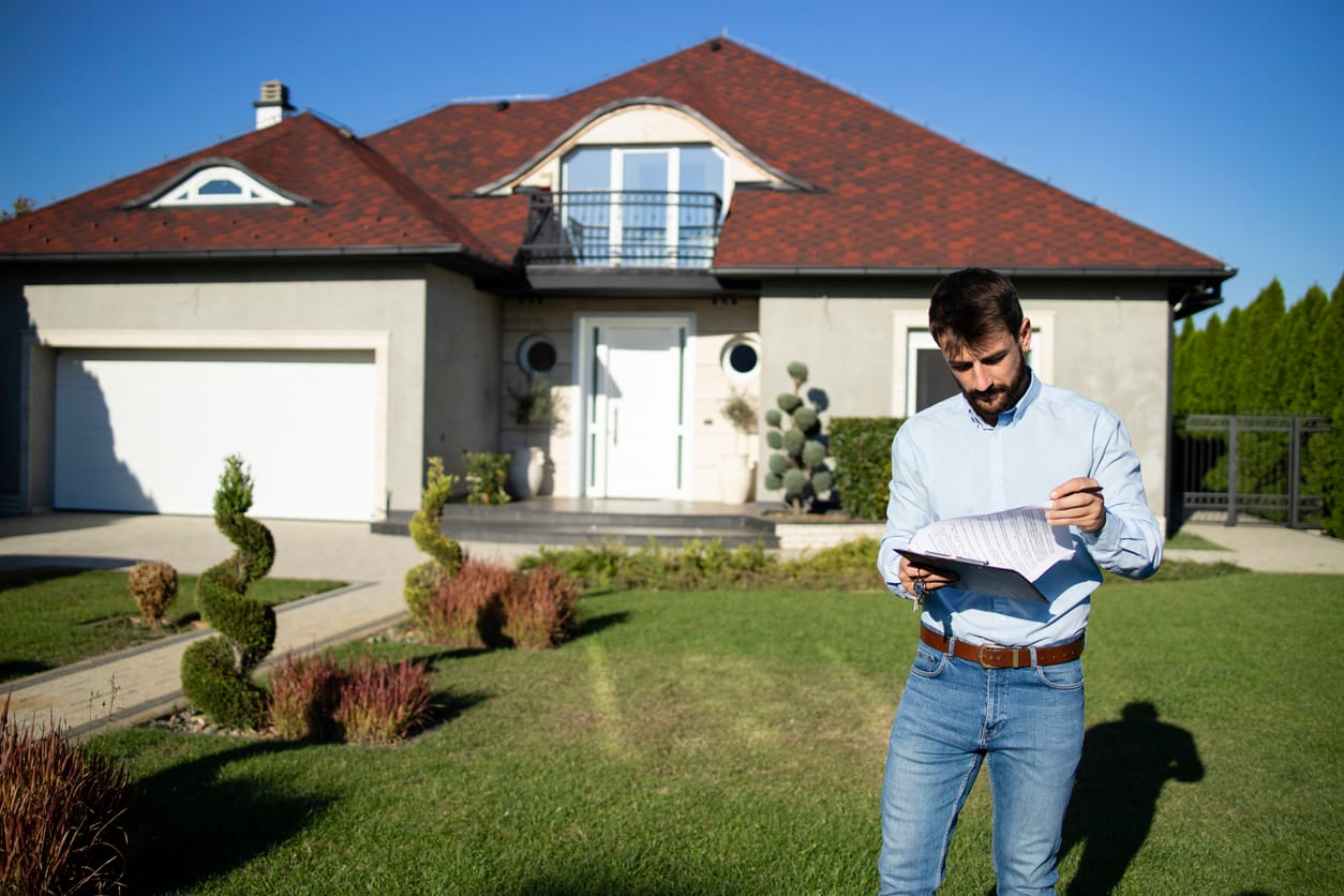 How to Compare Solar Quotes and Choose the Right One for Your Home
